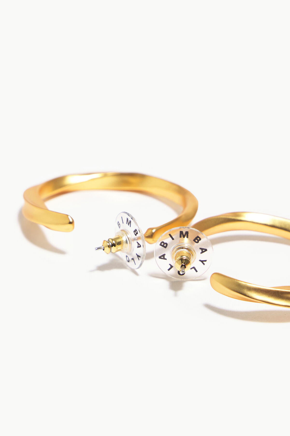 Pendientes aro irregular oro