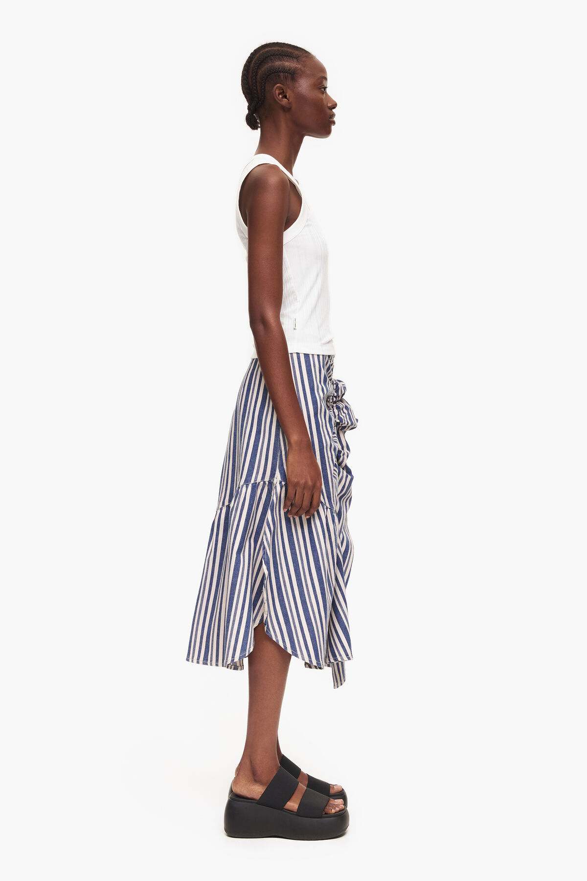 Falda midi vaquera azul