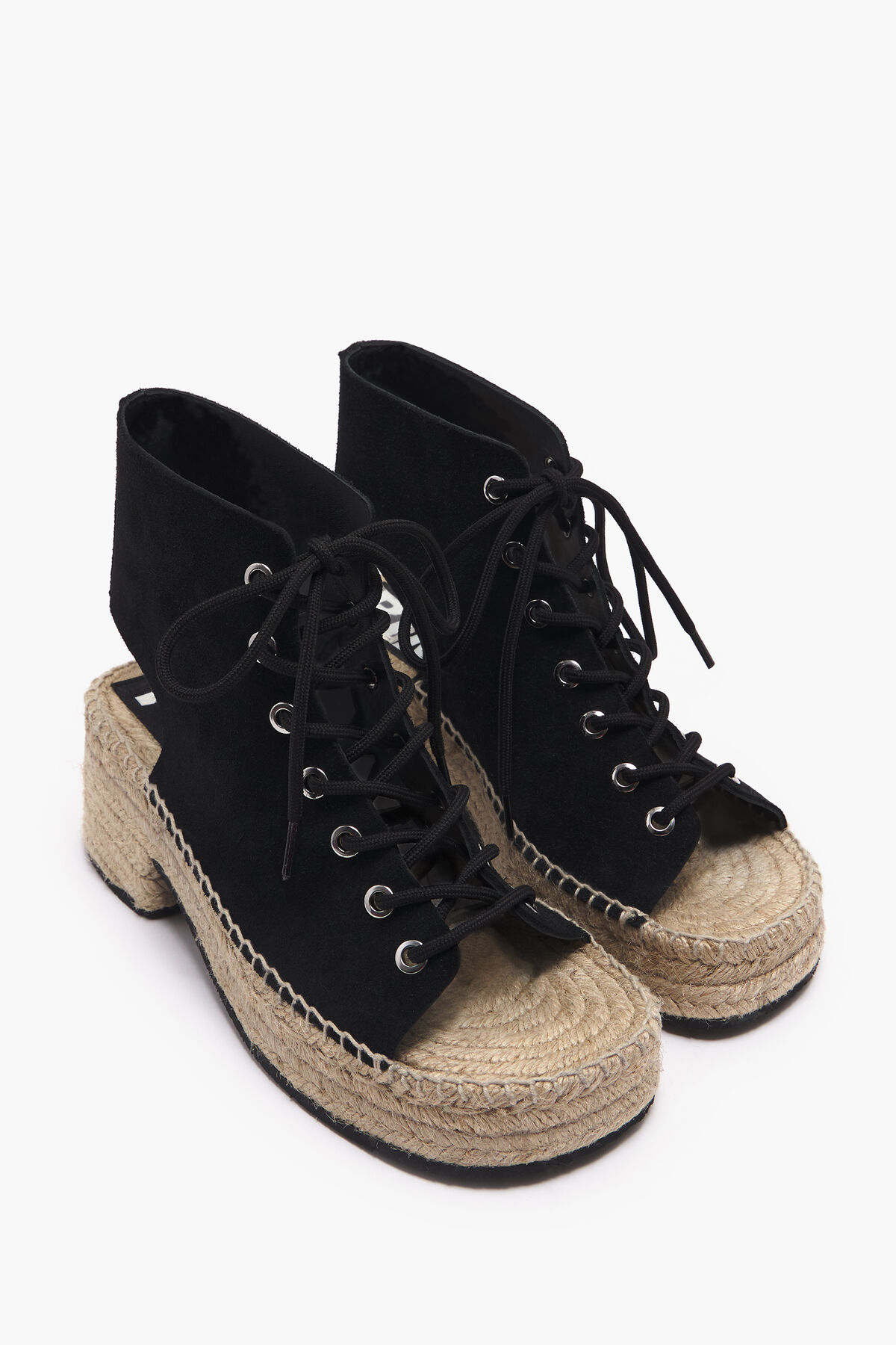 Sandalia tacón serraje negro