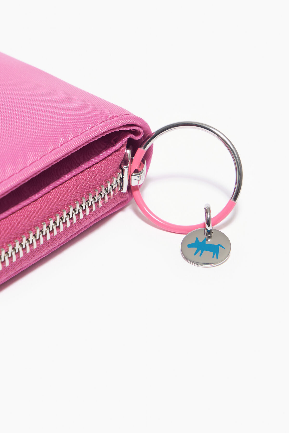 Cartera solapa nylon rosa