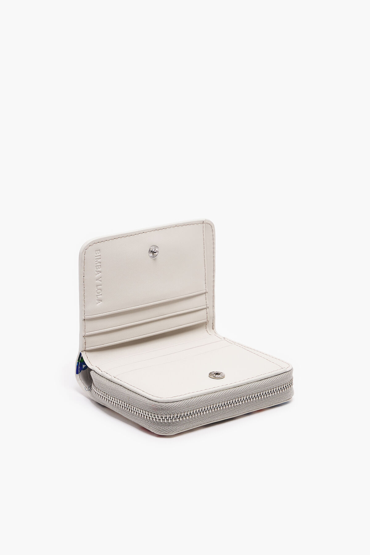 Cartera solapa cocodrilo print blanca