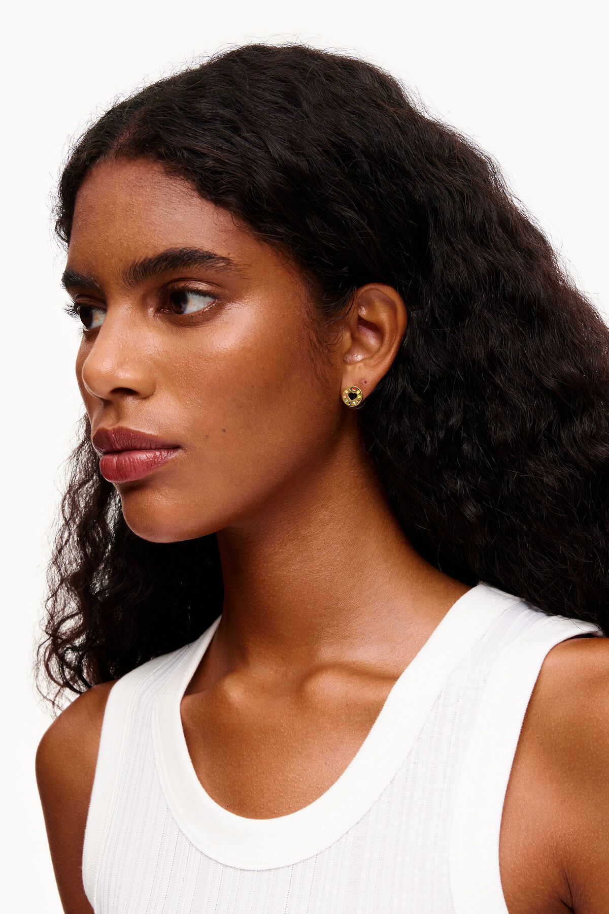 Pendientes logo corazón dorados