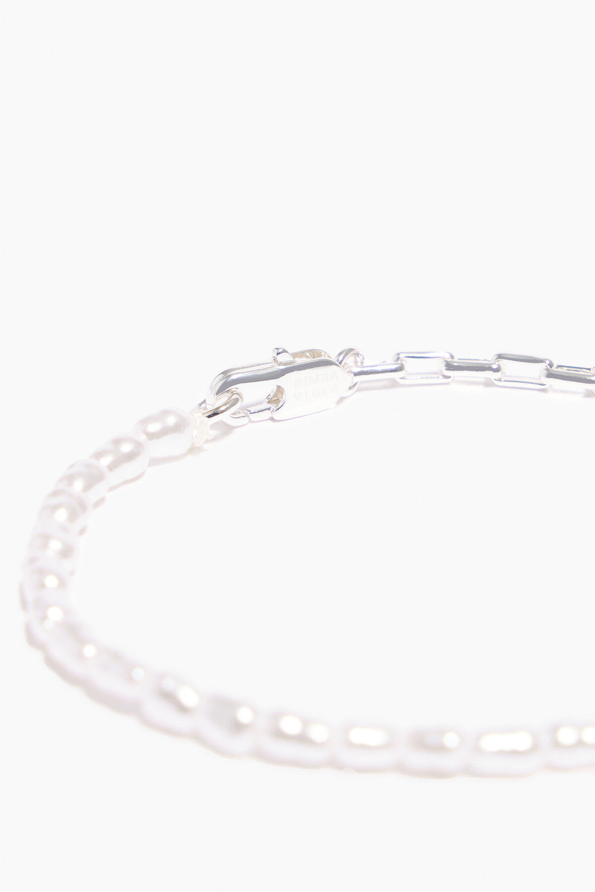 Pulsera perlas cadena rosa