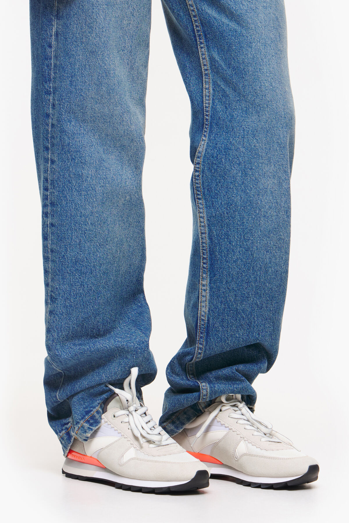 Deportiva técnica blanca