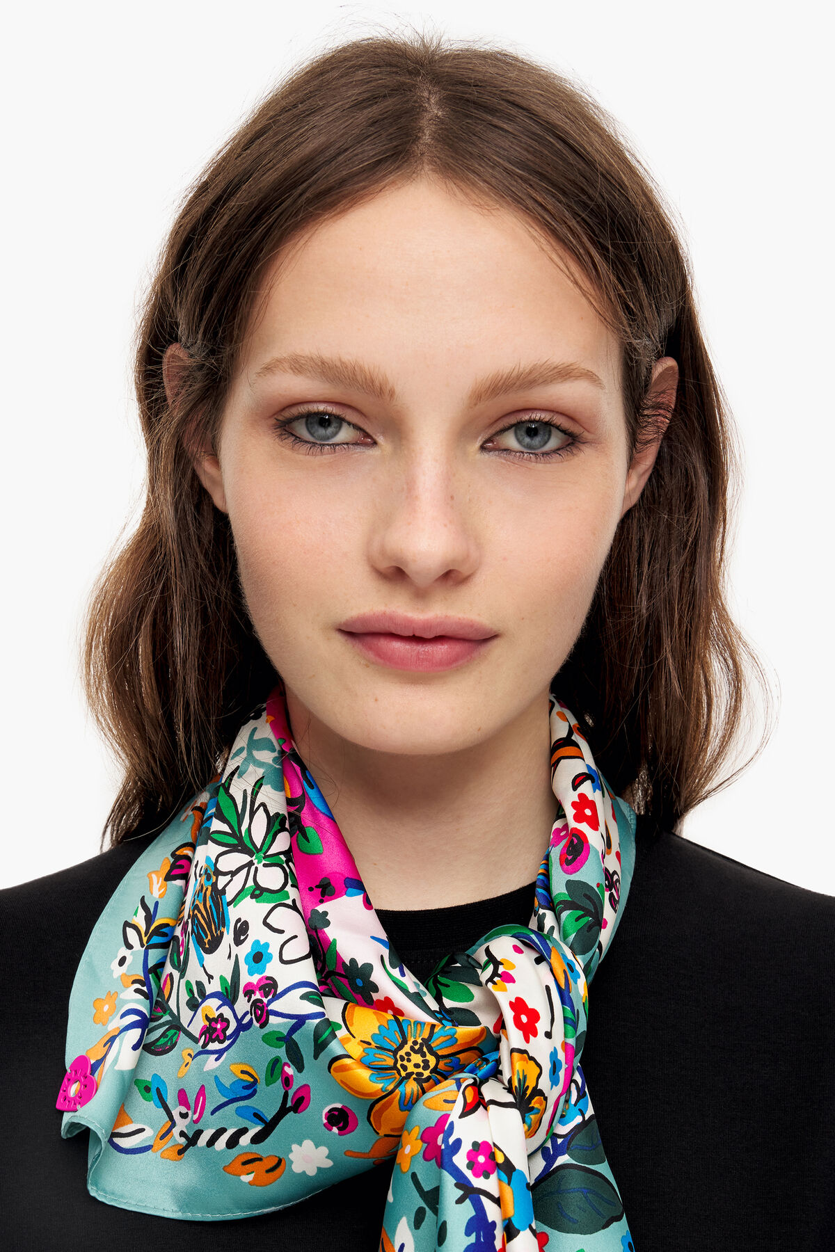 Pañuelo flores animales aguamarina