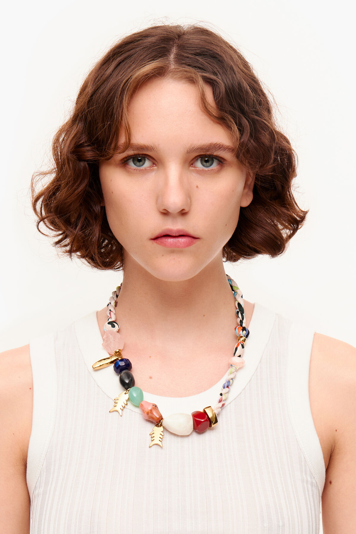 Collar corto peces cordón