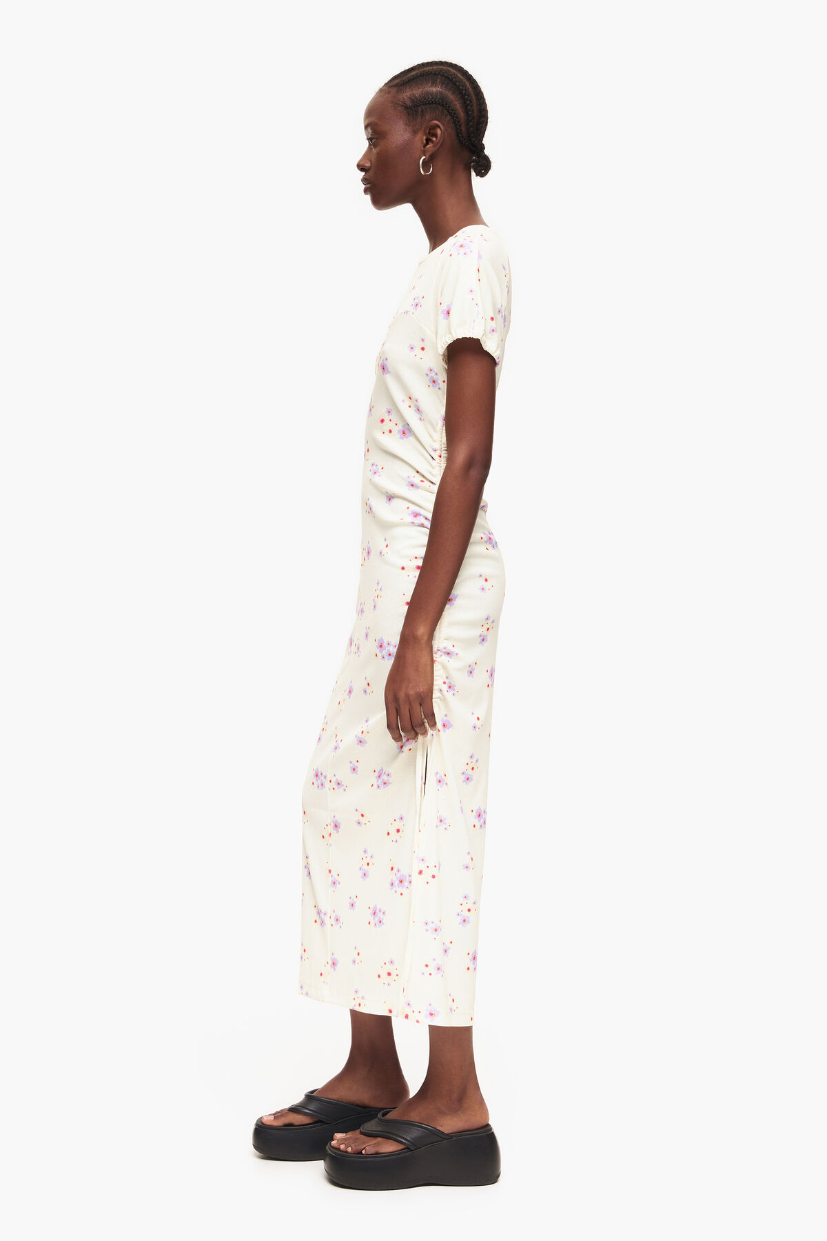 Vestido ajustado midi print Acrylic Flowers marfil