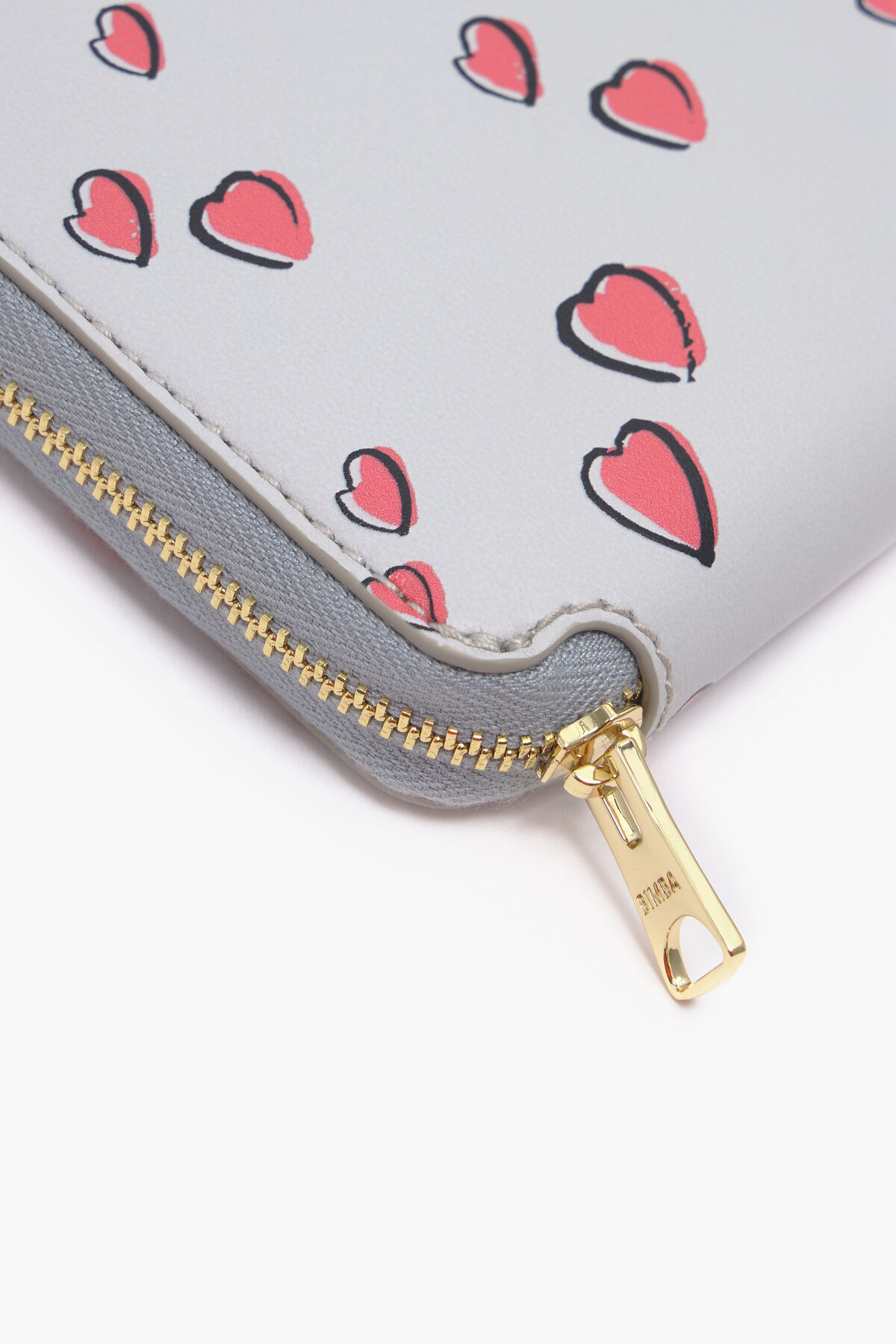 Billetera libro piel print Small Hearts gris