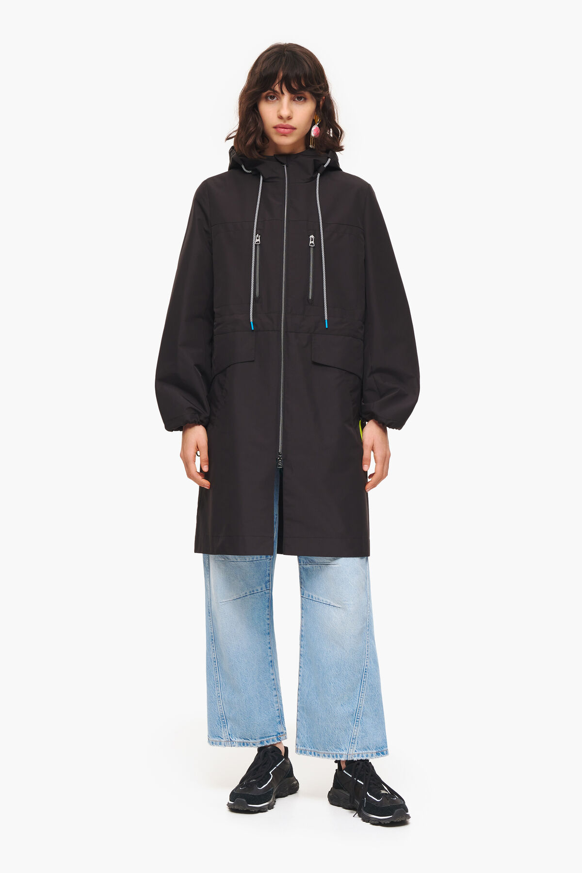 Gabardina evasé negra