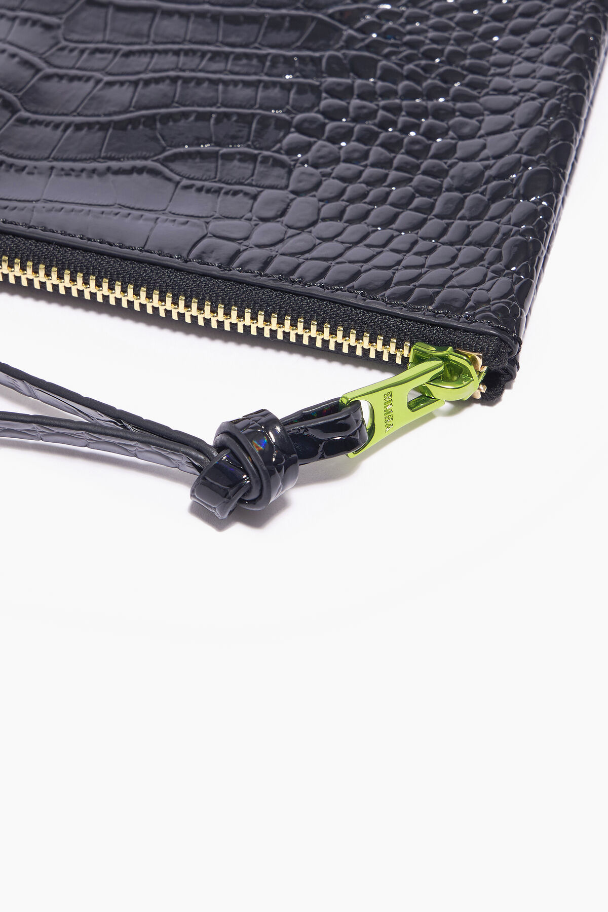 Neceser plano cocodrilo negro