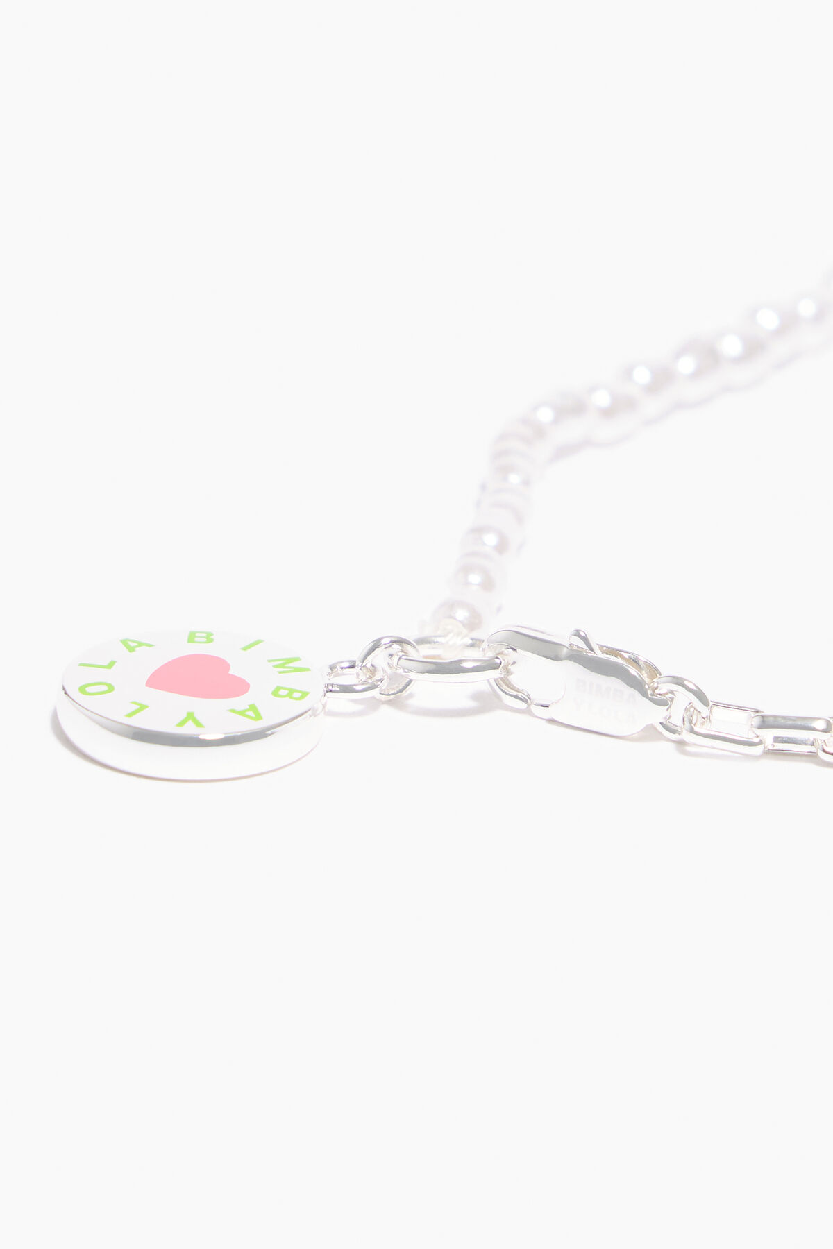 Collar perlas logo rosa