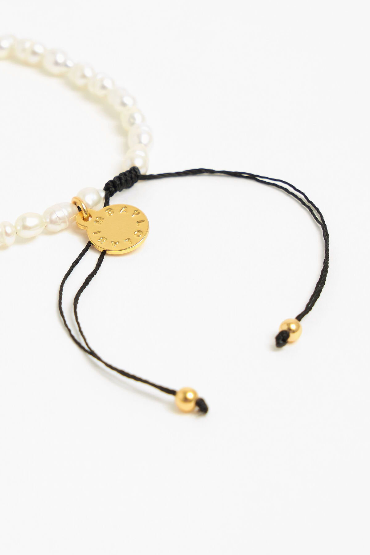 Pulsera letra C perlas