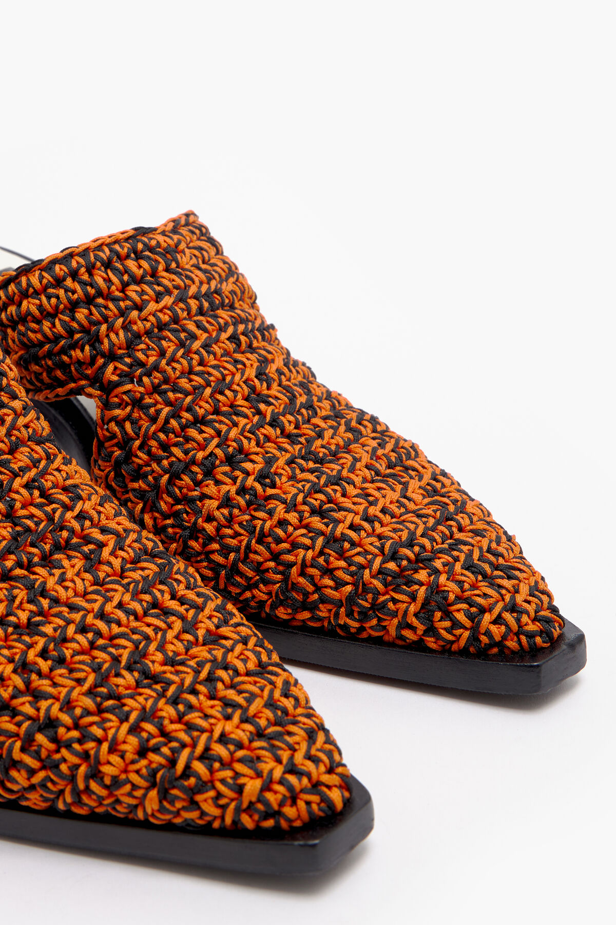 Zueco crochet naranja