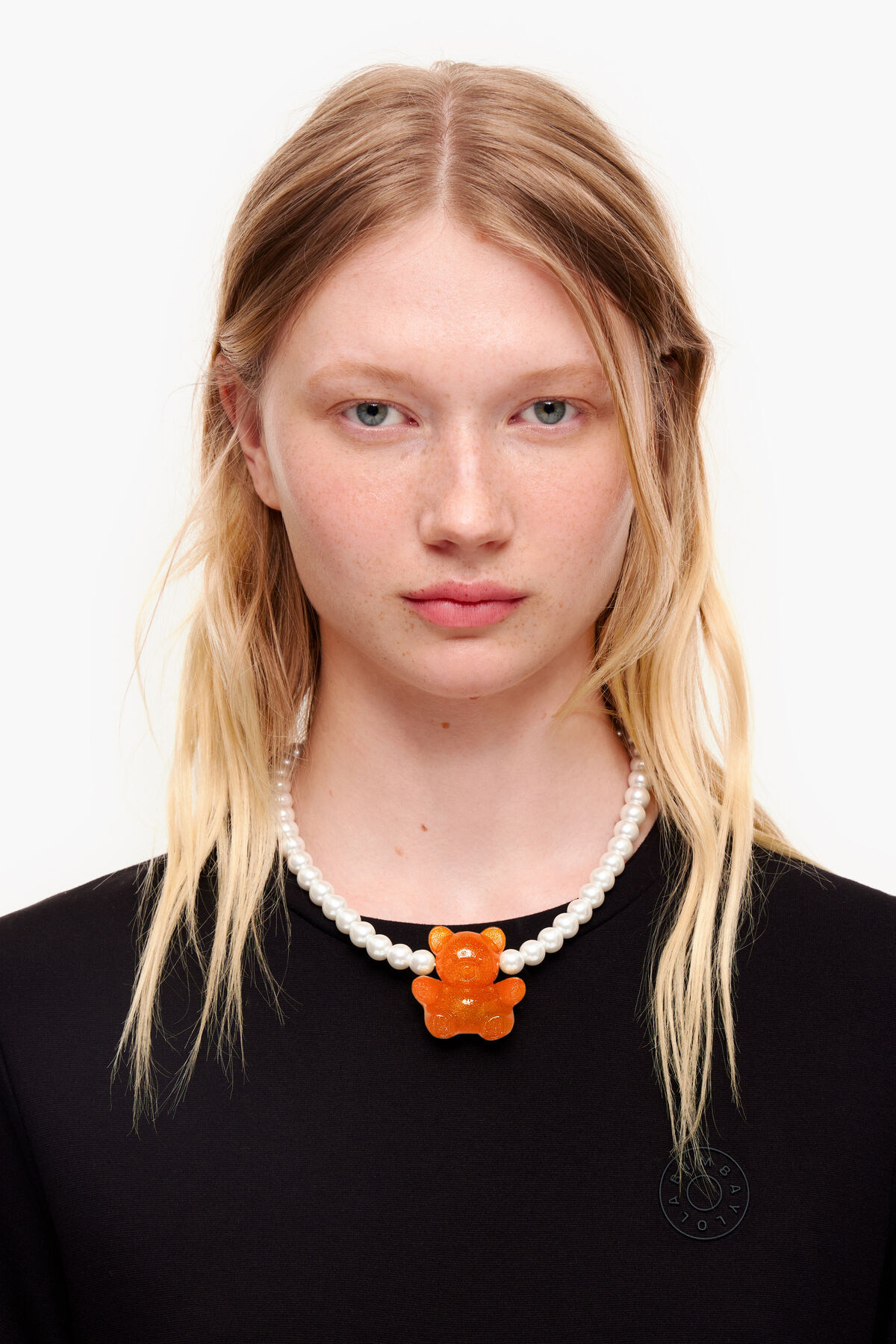 Collar perlas oso naranja neón