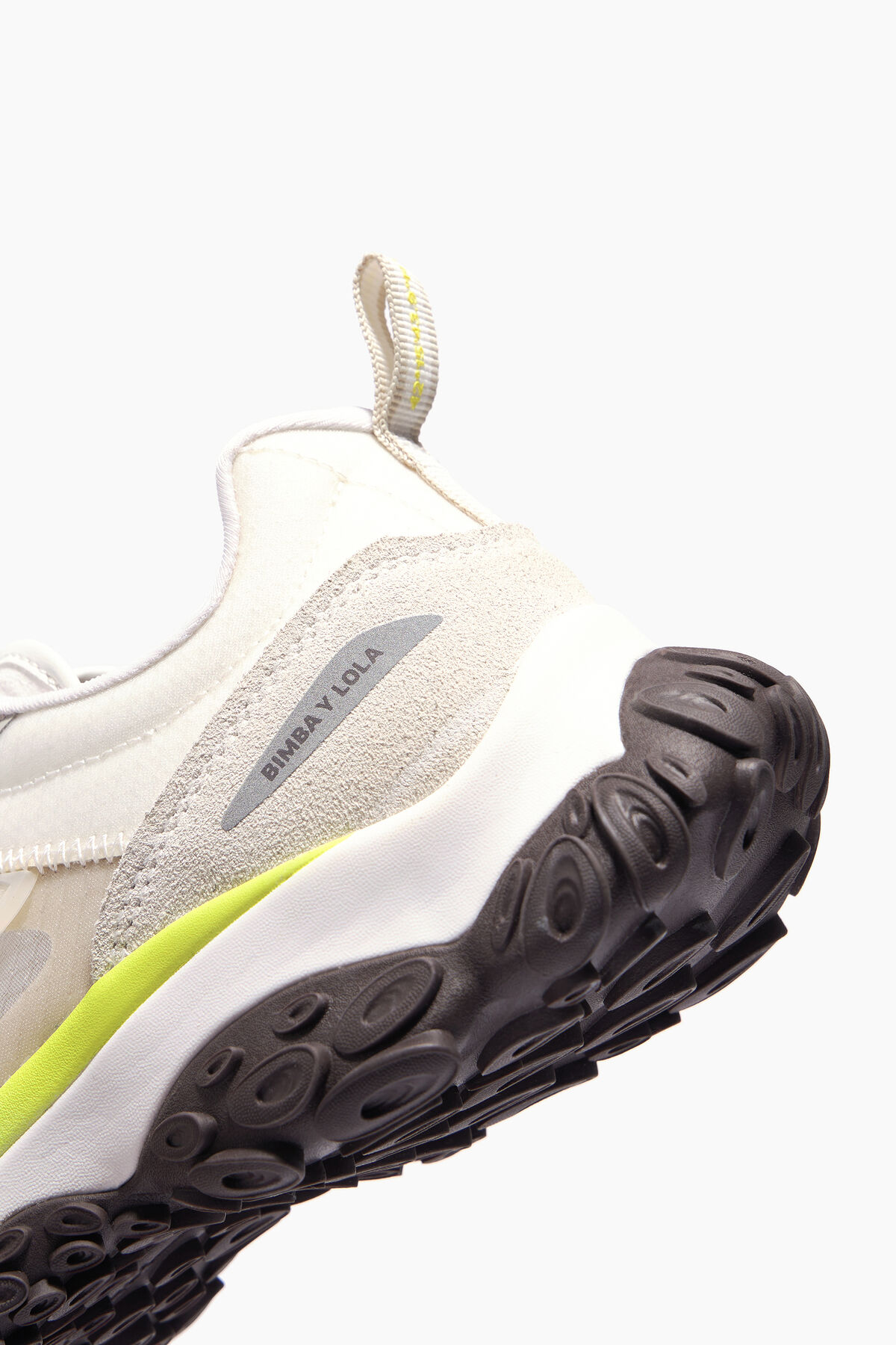 Deportiva runner Pulpo blanca