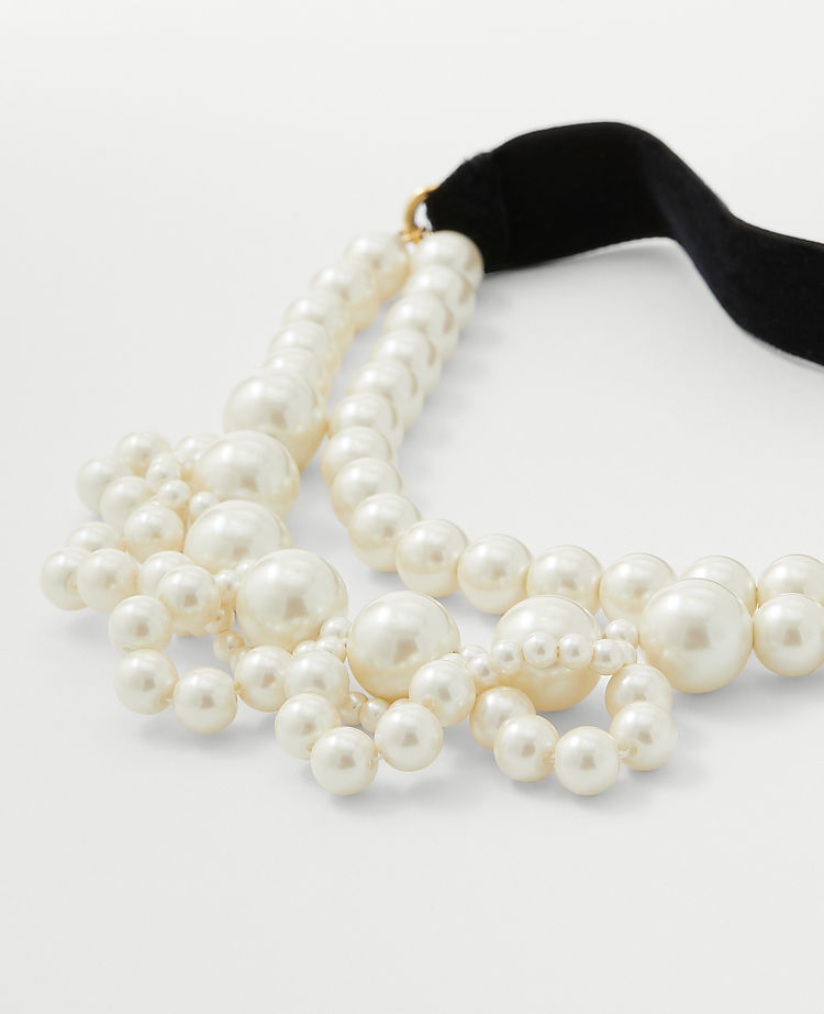 Pearlized Ribbon Necklace