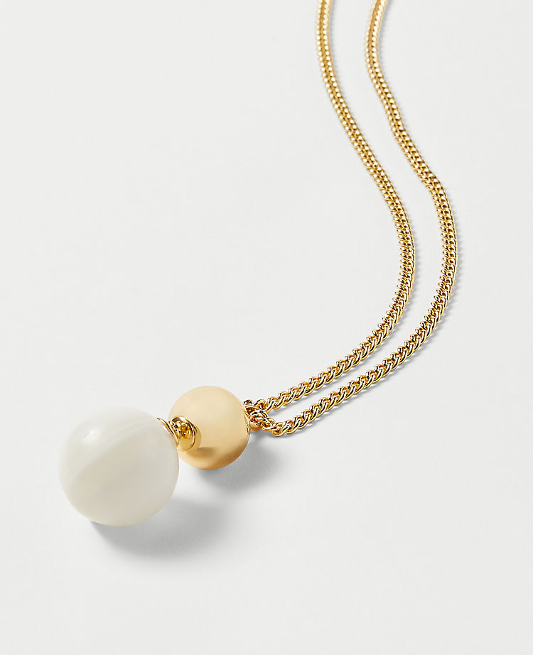 Polished Beaded Pendant Necklace