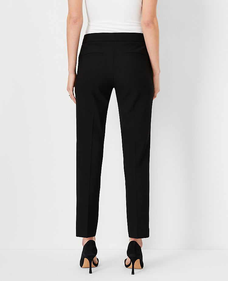The Eva Ankle Pant in Seasonless Stretch - Curvy Fit