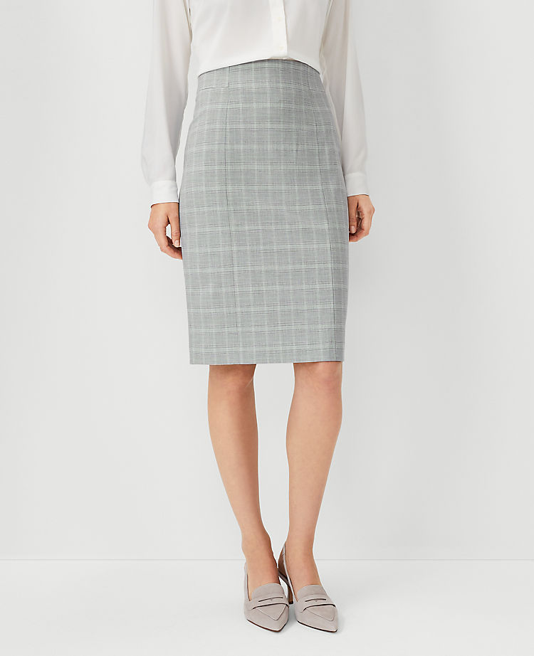 The High Waist Seamed Pencil Skirt in Plaid