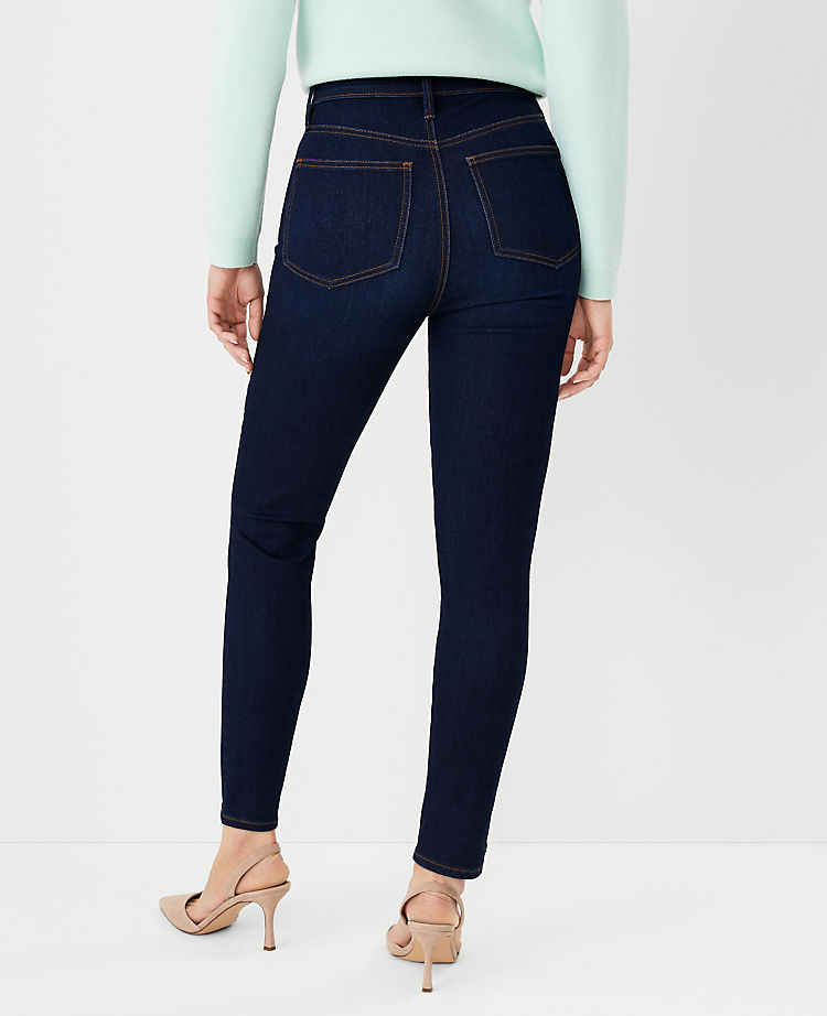 Curvy Sculpting Pocket High Rise Skinny Jeans in Rinse Wash
