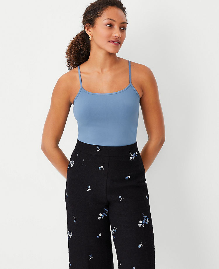 Seamless Scoop Neck Cami