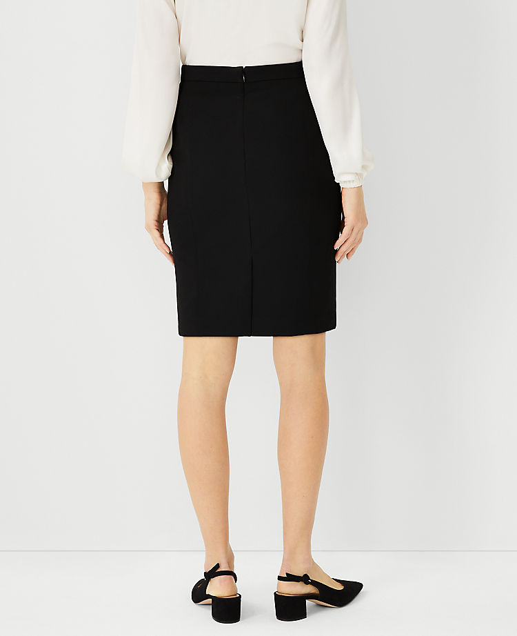 Seamed Pencil Skirt in Bi-Stretch