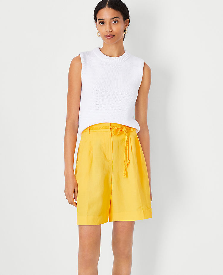 The Belted Pleated Short in Linen Blend