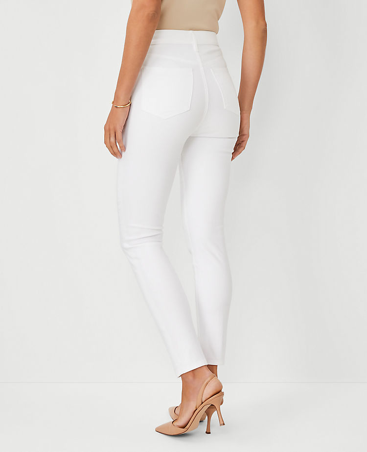 Sculpting Pocket Highest Rise Skinny Jeans in White