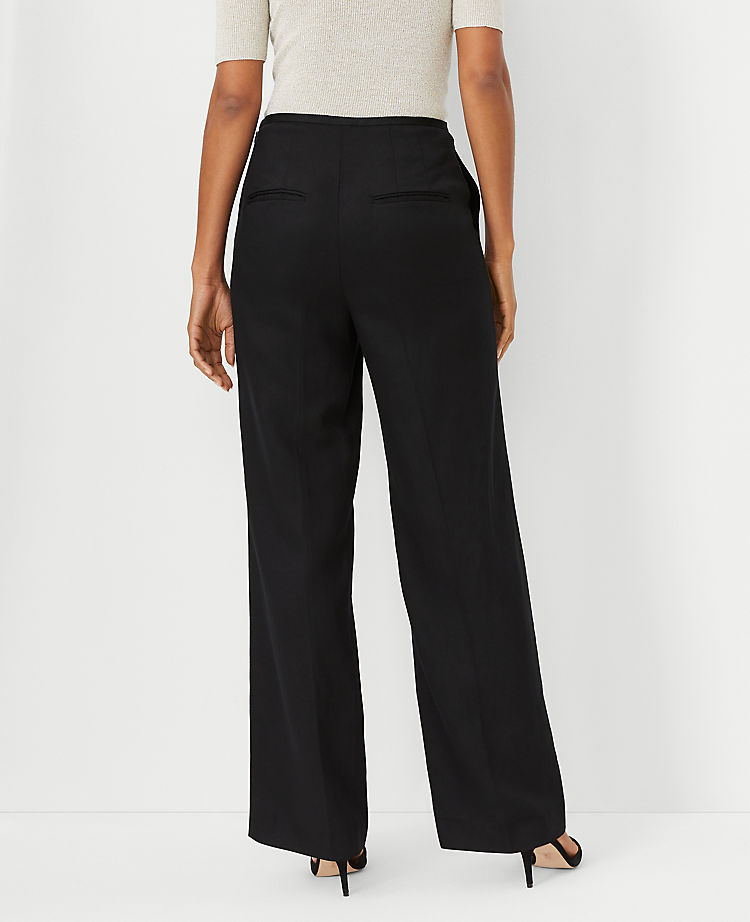 The Seamed Side Zip Straight Pant - Curvy Fit