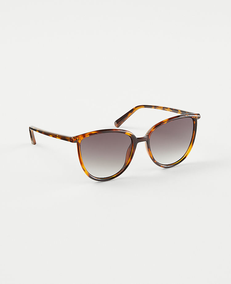 Beveled Edge Round Sunglasses