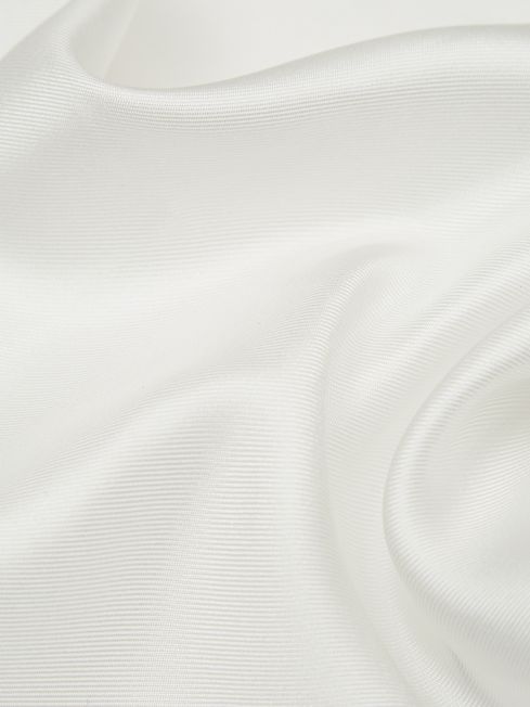 Ceremony Plain Silk Pocket Square