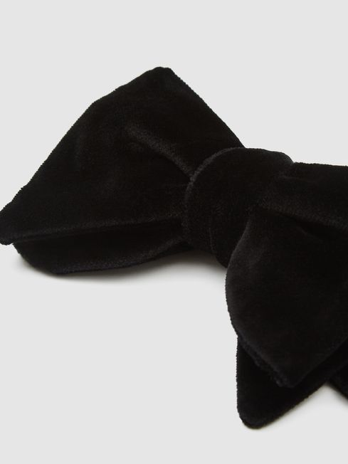 Hike Velvet Bow Tie