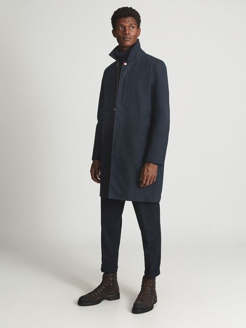Ventile Private White V.C. Mac Coat