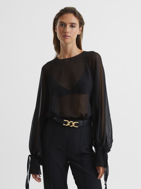 Camille Belt