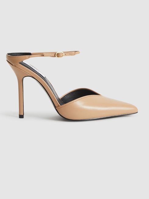 Banbury Court Shoes