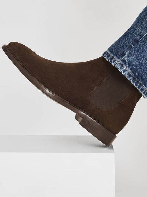 Tenor Suede Leather Chelsea Boots
