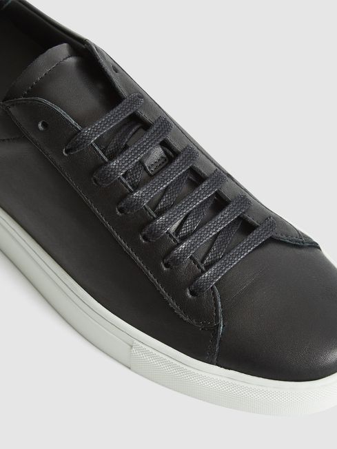 Finley Leather Trainers