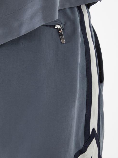 Baller - Che Contrast Stripe Elasticated Waist Swim Shorts