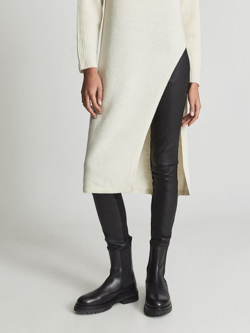 Thea Boots Leather Chelsea Boots