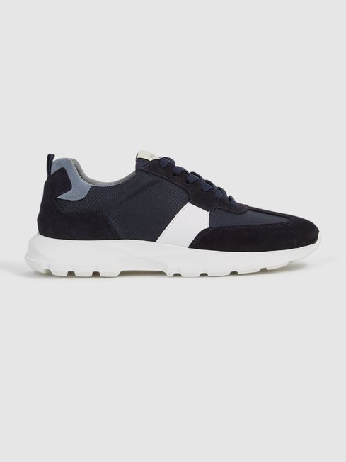 Evo Lite Running Trainers