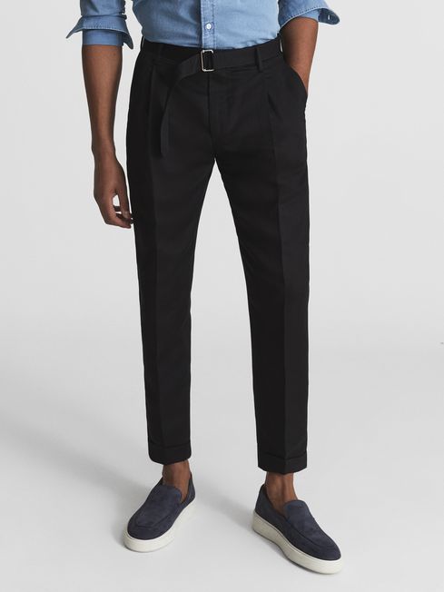 Crease Linen Belted Tapered Trousers