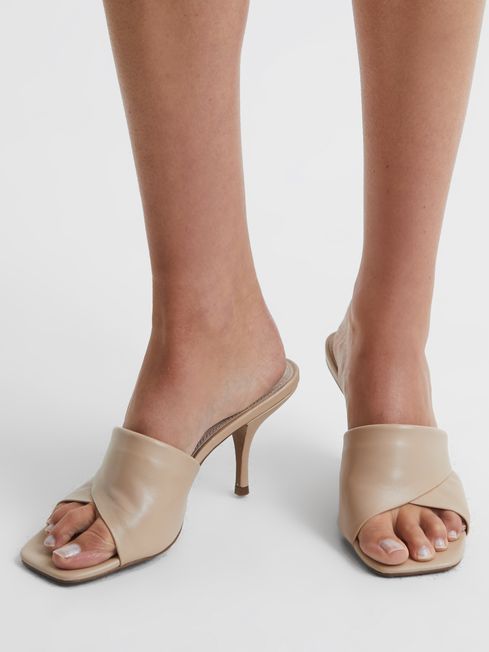 Beaumont Folded Mules