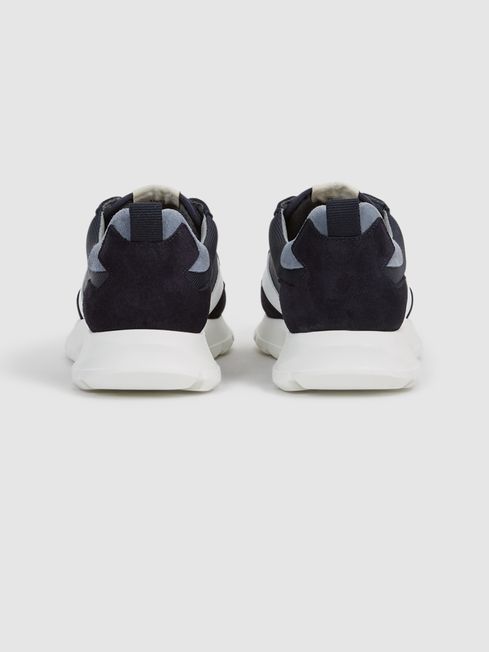 Evo Lite Running Trainers