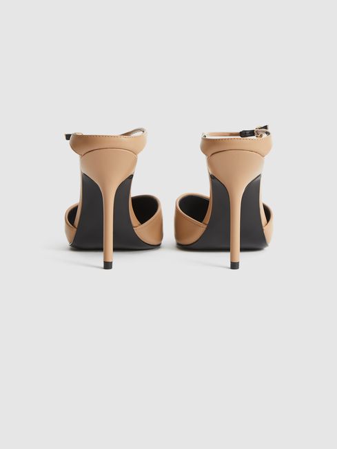 Banbury Court Shoes