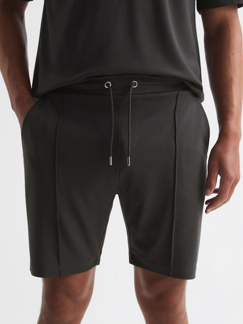 Cullen Drawstring Pintuck Shorts