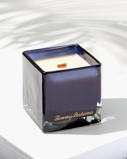 Island Blend Villa Fronds Glass Jar Candle