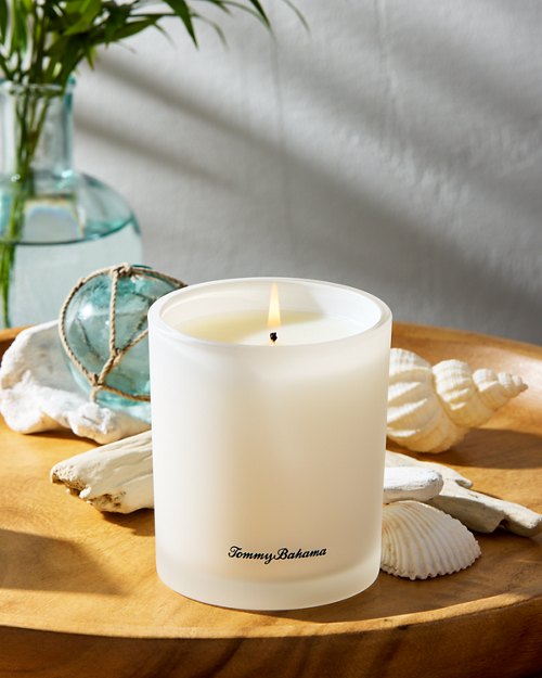 Aqua Waters 9.7-oz. Boxed Poured Candle