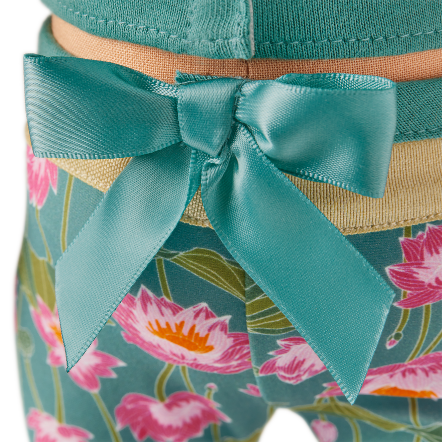 Relax & Refresh Outfit for 18-inch Dolls