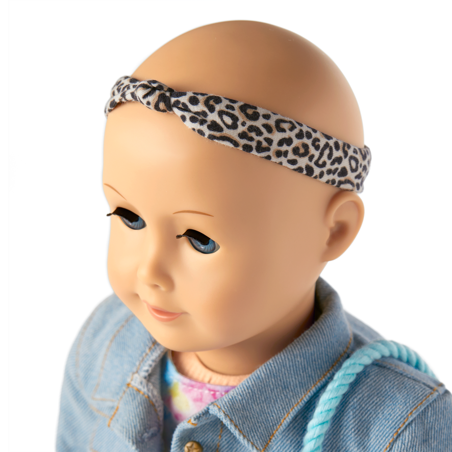 Truly Me&trade; 18-inch Doll #105 + Show Your Artsy Side Accessories