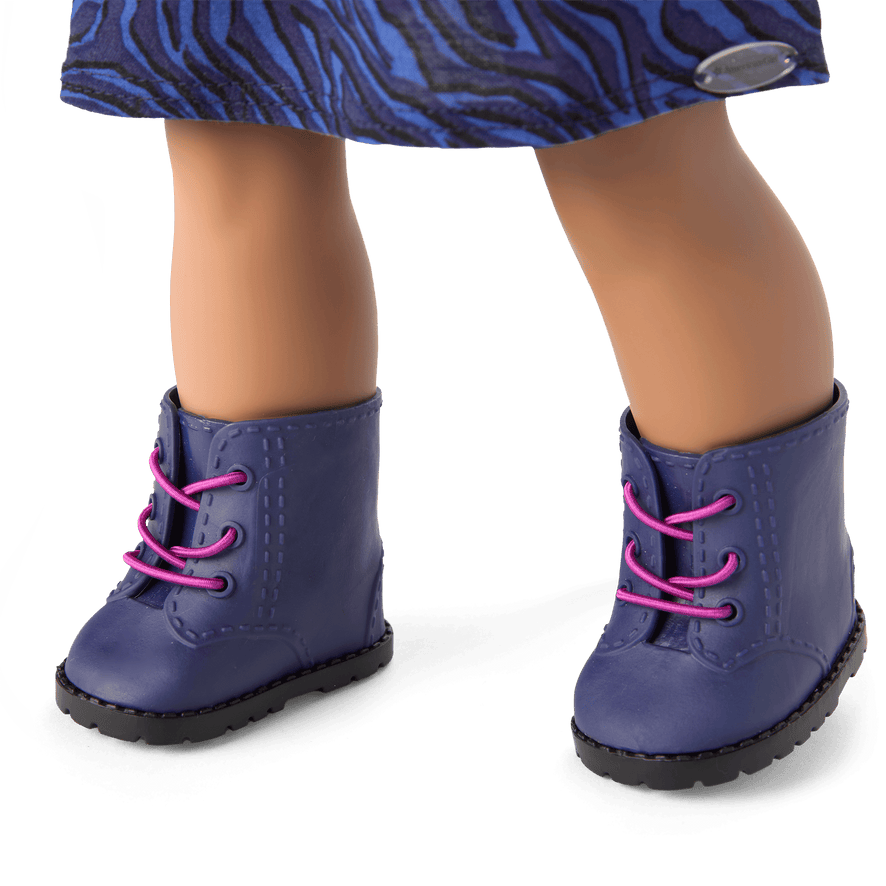 Truly Me&trade; Doll #92 + Seriously Stylish Accessories